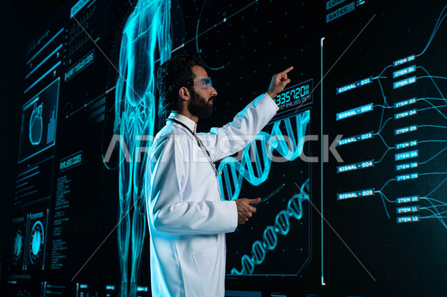 خلفية هولوجرامية ثلاثية الابعاد لأبحاث الحمض النووي، طبيب عربي سعودي خليجي يرتدي نظارات الواقع الافتراضي ويستخدم التكنولوجيا في التحاليل والفحوصات الطبية، تشخيص الحالات المرضية من خلال شاشات إلكترونية حديثة، رؤية مستقبلية 2030