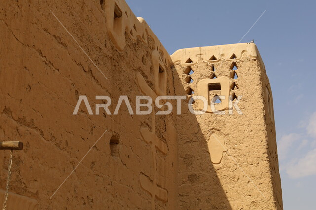 Places of heritage tourism in Saudi Arabia, archaeological buildings and mud houses in the Al-Turaif neighborhood in the old Diriyah, the ancient architectural art of the walls of Salwa Palace in Al-Bujairi in the city of Riyadh, ancient historical monume