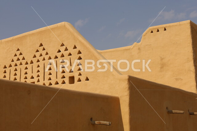 The ancient architectural art of the walls of Salwa Palace in Al-Bujairi in the city of Riyadh, ancient buildings and mud houses in the Al-Turaif neighborhood in the old Diriyah, ancient historical monuments, the establishment of the first Saudi state in 