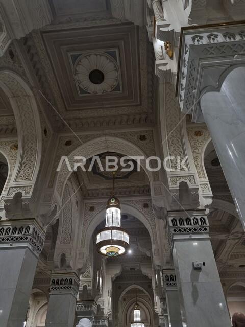 التصميم الداخلي و الفن الهندسي المعماري الاسلامي للمسجد الحرام في مكة المكرمة  في المملكة العربية السعودية، الحرم المكي الشريف، اماكن ومعالم دينية إسلامية مقدسة, العبادة والتقرب إلى الله تعالى