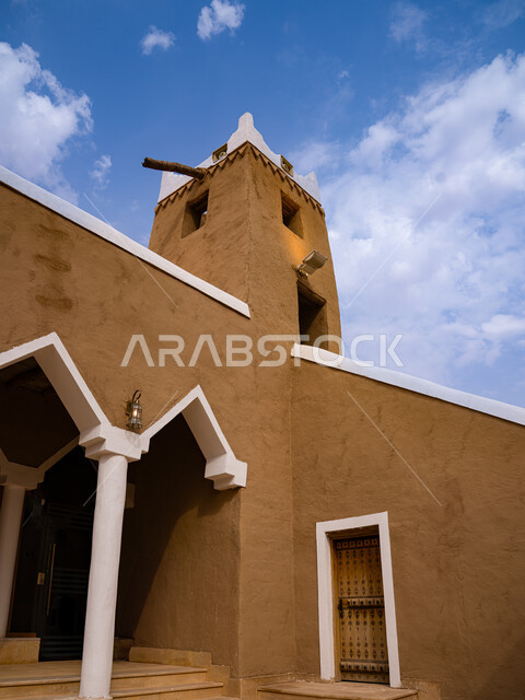 قرية عشيقر التراثية