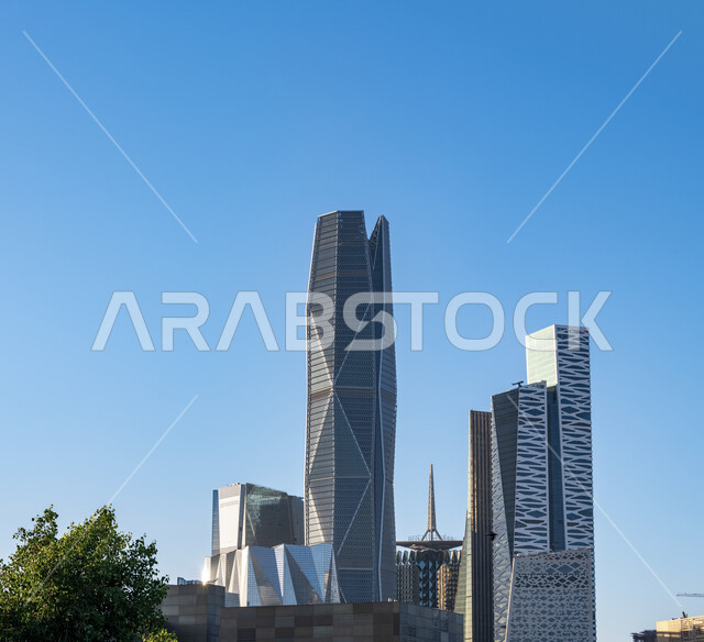 النمو والتطور العمراني للأبراج المالية والمنشآت الاقتصادية في مدينة الرياض، مركز الملك عبد الله المالي (كافد)، الفن الهندسي المعماري للأبراج وناطحات السحاب في المملكة العربية السعودية، معالم الرياض المشهورة