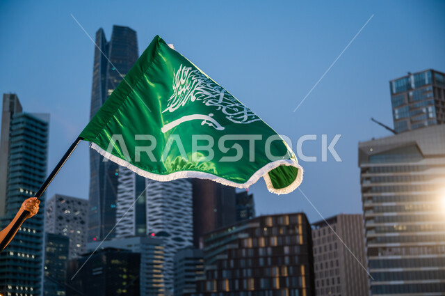 رفع العلم السعودي في السماء بفخر واعتزاز, صورة مقربة لراية التوحيد والإسلام في مركز الملك عبدالله المالي, المشاركة بذكرى العيد الوطني 23 سبتمبر, الاحتفال بيوم العلم السعودي 11 مارس, تعزيز مفهوم الوحدة الوطنية 