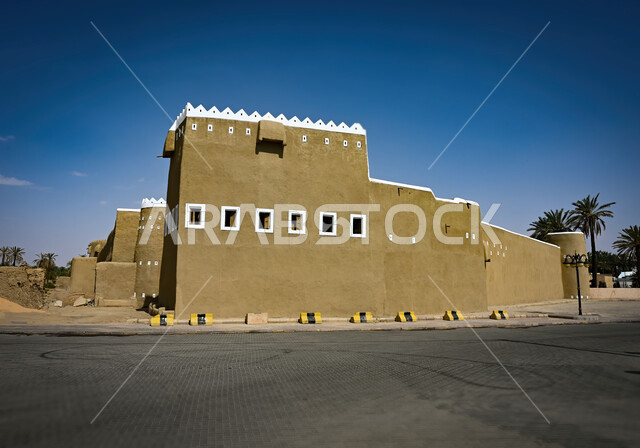 The historic Ibn Rumman Palace in Taima Governorate in the Tabuk region, historical heritage palaces in the Kingdom of Saudi Arabia, the distinguished old urban style in the city of Tabuk, famous tourist attractions in Saudi Arabia