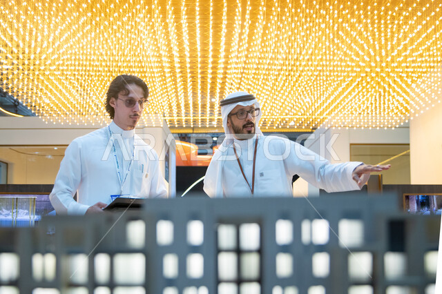 مركز الرياض للمعارض في بلدة ملهم في السعودية، الشرح عن مجسمات المباني والمنشآت السكنية والتجارية لزوار معرض سيتي سكيب العالمي للقطاع العقاري، الاستدامة والتخطيط المعماري لقطاع العقارات، الفرص الاستثمارية في المشاريع العقارية، رؤية مستقبلية 2030 