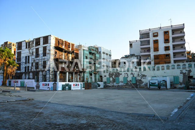 المباني الأثريه والنوافذ القديمة في البلد السعودي, الشوارع و الطرقات في المدينة التاريخية في جدة, التصميم المعماري العربي القديم للأحياء الشعبيه, أماكن سياحية في المملكة العربية السعودية, معالم ومناطق سياحيه مشهورة