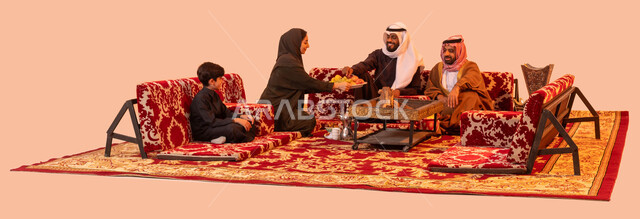 حسن الضيافه والاستقبال، رحلة برية في الصحراء، مخيمات سياحية ترفيهية، تقديم الفاكهة للضيوف، إيماءات البشاشة والترحيب، التسامر وتبادل الأحاديث في كشتة شعبية، بورتريه لعائلة عربية خليجية في نزهة خارجية، خلفية بيج.