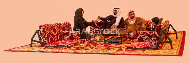 تقديم التمر للضيوف، نزهة برية في الصحراء، رحلات تخييم سياحية ترفيهية، وجبة ذات قيمة غذائية عالية، مفهوم حسن الضيافه والاستقبال، بورتريه لعائلة عربية خليجية في جلسة خارجية، التسامر وتبادل الأحاديث في كشتة شعبية، خلفية بيج.