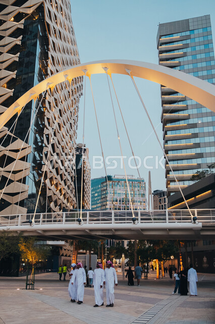 المباني والمنشآت المالية والاقتصادية في مركز الملك عبد الله كافد في مدينة الرياض, أبرز معالم السياحة المشهورة, الفن الهندسي المعماري لتصاميم الأبراج وناطحات السحاب في المملكة العربية السعودية