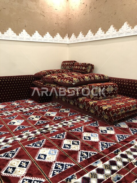 العراقة والأصالة والتراث السعودي, المجالس الشعبية التقليدية في المملكة العربية السعودية, مضافة العرب وجلسات الوناسة الممتعة, التمسك بالارث السعودي