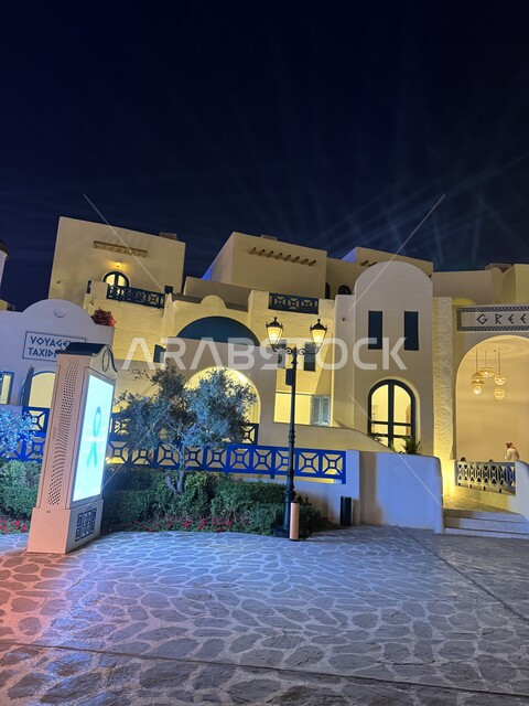 القسم اليوناني في البوليفارد وورلد, أماكن الجذب السياحي في السعودية, مناطق الترفيه والتسلية في العاصمة السياحية, الاستمتاع بالتجارب الممتعة والتعرف على المدن والحضارات الدوليه, المعالم والمباني المميزه في اليونان, موسم الرياض ورؤية 2030