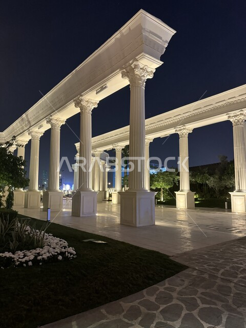 القسم اليوناني في البوليفارد وورلد, أماكن الجذب السياحي في السعودية, مناطق الترفيه والتسلية في العاصمة السياحية, الاستمتاع بالتجارب الممتعة والتعرف على المدن والحضارات الدوليه, المعالم والمباني المميزه في اليونان, موسم الرياض ورؤية 2030