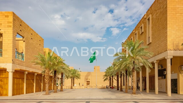 المدينة القديمة في الرياض في المملكة العربية السعودية، الأبنية المصنوعة من الطوب على الطراز المعماري القديم، الاثار القديمة والاماكن الشعبية، معالم تراثية لجذب السياح الى السعودية