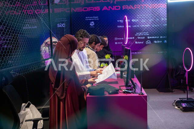 قراءة التعلميات للتعرف على استراتيجيات لمواجهة التهديدات السيبرانيه, مقاومة التهكير والقرصنه في امن الشبكات، معرض بلاك هات للامن السيبراني, استكشاف التقنيات والابتكارات في مجال السايبر سكيوريتي, فعاليات موسم الرياض, منظمة لحماية النظام البيئي التكنولوجي