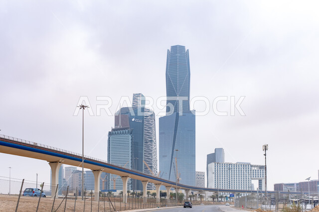 الشركات الرائدة في الخدمات المصرفية والتكنولوجيا المالية في السعودية، مركز الملك عبد الله المالي (كافد) في مدينة الرياض ،معالم و أماكن الرياض المشهورة، الفن الهندسي المعماري للأبراج الاقتصادية وناطحات السحاب، الوجهة المثالية للمال والأعمال بمعايير عالمية.