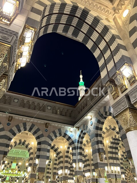التصميم الداخلي للمسجد النبوي الشريف في المدينة المنورة, معالم اسلامية دينية مقدسة, الديكورات وفن التصميم الهندسي المعماري لبناء المساجد والأماكن المقدسة في المملكة العربية السعودية, مناطق العبادة وأداء الفرائض والسنن النبوية, اسلاميات وعبادة