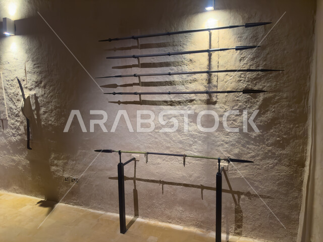 تاريخ الدولة السعودية الأولى، المعدات والأدوات الحربية القتالية قديما في قصر سلوى التاريخي، متاحف الدرعية في مطل البجيري في حي الطريف، القرية التاريخية التراثية في مدينة الرياض، متحف ومعلم ثقافي سياحي تاريخي سعودي مشهور
