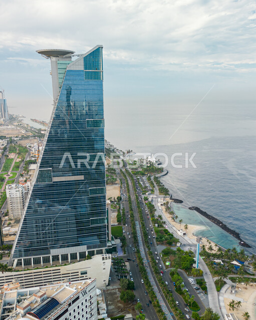 المنشآت والمباني السكنية والتجارية على الواجهة البحرية، النمو والتطور العمراني للأبراج في جدة، المعالم والمناطق السياحية المشهورة في السعودية، الاهتمام بالتشجير وزراعة النباتات الخضراء في المدن الساحلية