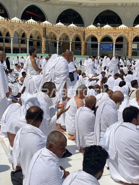 Meeting of worshipers from different cultures and races under one roof, promoting Islamic values and teachings, worshiping and communicating with God in Mecca, an intimate and comfortable environment for Muslims to think and relax, sacred landmarks in the Kingdom of Saudi Arabia