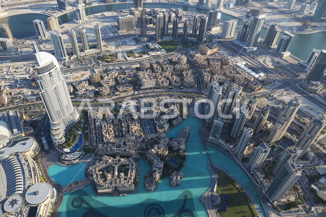 Famous landmarks in the Emirates, an aerial photo of the Emirate of Dubai in the country from the highest tower in the United Arab Emirates, the advanced and advanced architectural engineering art of high-rise towers and skyscrapers