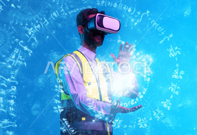 التفاعل مع أيقونات المعادلات الحسابية الهولوجرامية ثلاثية الابعاد، رؤية مستقبلية 2030، استخدام التكنولوجيا في المجالات الهندسية، العمل بالقطاع الهندسي عبر تقنية الواقع الافتراضي، بورتريه مقرب لمهندس عربي خليجي سعودي يرتدي سترة الحماية ونظارة الفي آر، خلفية زرقاء
