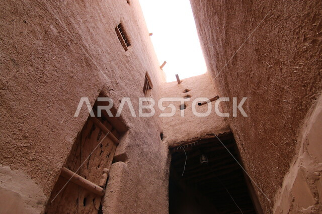 أماكن الجذب السياحي من شتى أنحاء العالم, الاثار التاريخية القديمة في محافظة شقراء في مدينة الرياض, منشآت ومباني وبيوت شعبية طينية, قرية أشيقر التراثية في المملكة العربية السعودية, معالم سياحية مشهورة