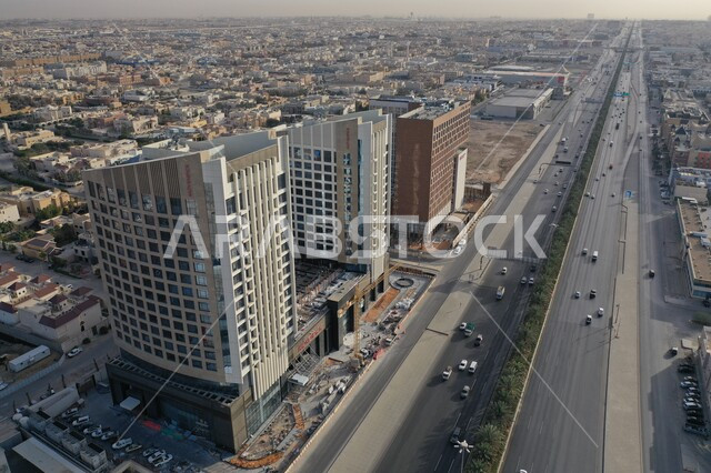 المرافق الاجتماعات والفعاليات الترفيهية في المملكة العربية السعودية، فندق وريزيدنسز موڤنبيك الرياض بجانب مركز الملك عبد الله المالي، مدن ومعالم سياحية مشهورة، جذب و استقطاب السياح من انحاء العالم