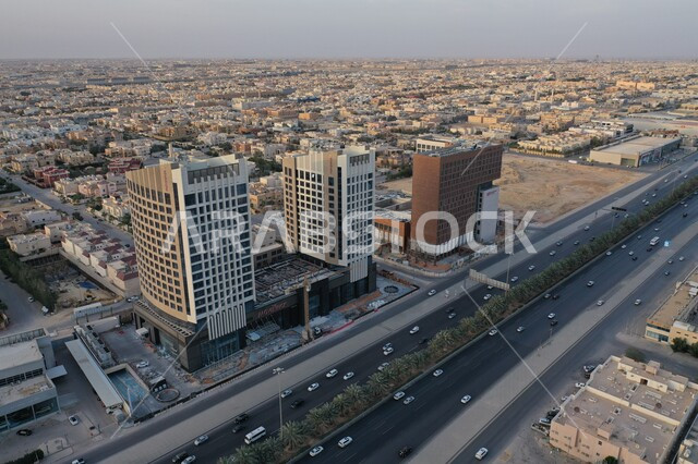 جذب واستقطاب السياح من انحاء العالم، المرافق الاجتماعات والفعاليات الترفيهية في المملكة العربية السعودية، فندق وريزيدنسز موڤنبيك الرياض بجانب مركز الملك عبد الله المالي، مدن ومعالم سياحية مشهورة