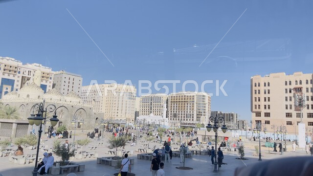 الهندسة المعمارية الاسلامية، الساحة الخارجية لمسجد الغمامة في المدينة المنورة الواقع في الجزء الجنوبي الغربي للمسجد النبوي الشريف بالمملكة العربية السعودية، أماكن إسلامية دينية مقدسة، معالم تاريخية أثرية قديمة مشهورة في السعودية