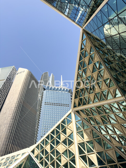  الاهتمام بالنهضة الاقتصادية والتجارية, فنون وتصاميم هندسية معمارية مميزة للأبراج الاقتصادية وناطحات السحاب, مركز الملك عبد الله المالي ( كافد ) في مدينة الرياض بالمملكة العربية السعودية, معالم الرياض الشهيرة