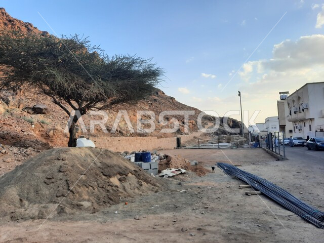 زيارة الاماكن الدينيه المشهوره في السعودية، معالم اسلاميه تاريخيه قديمه، جبل احد في المدينه المنوره، القمم والمرتفعات الجبلية في المملكة، مقصد المسلمين من أنحاء العالم