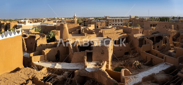 القرى التراثية الشعبية, الآثار التاريخية والبيوت المبنية على الطراز الطيني القديم في قرية أشيقر في محافظة شقراء, أماكن ومعالم سياحية مشهورة في المملكة العربية السعودية