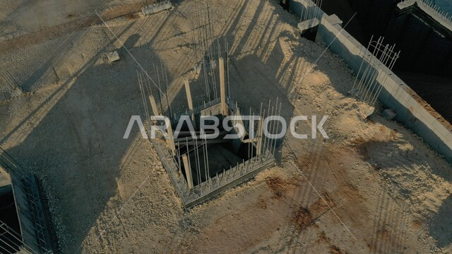 وضع حجر الأساس لإنشاء الأبنية، تجهيز الاسياخ لبناء السقف، تركيب الحديد الصلب، مهن ووظائف سعودية، معدات وأدوات لصب الاسقف، صبة الخرسانة