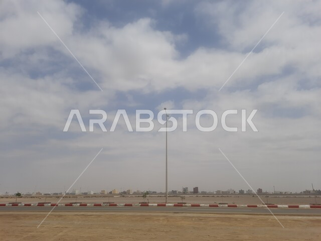 الطرق والشوارع الرئيسية في مدينة مكة المكرمة، تحسين الخدمات والمرافق العامة والاهتمام بالبنية التحتية في المدن السياحية، اماكن ترفيهية عائلية ووجهه ساحلية سياحية في المملكة العربية السعودية, كورنيش البحر الأحمر في محافظة القنفذة