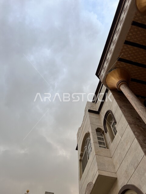المنشآت والبيوت على الطراز التقليدي في سلطنة عمان, الفن الهندسي المعماري للمباني السكنية الحجرية في ولاية صلالة, معالم ومناطق سياحية مشهورة