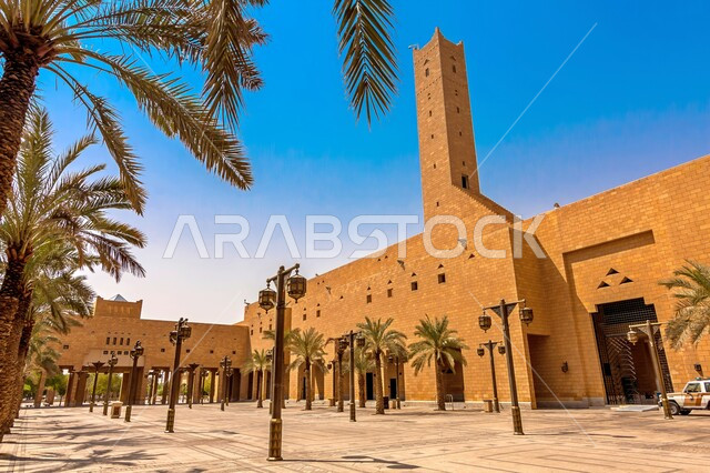 جامع الإمام تركي بن عبد الله في مدينة الرياض, التصميم الهندسي لبناء المساجد على الطراز الشعبي التراثي القديم في المملكة, الجامع الكبير في العاصمة, أماكن سياحيه مشهوره