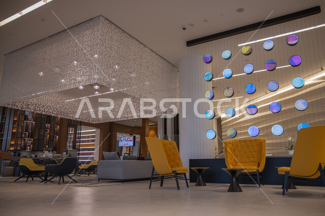 قسم المقاهي والكافيه بتصاميم عصرية راقية، ديكورات داخلية حديثة لغرفة طعام, اثاث منزلي فاخر, الفن الهندسي المعماري للفنادق والمنتجعات المتميزة في المملكة العربية السعودية