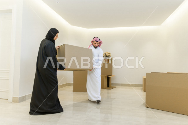 اجواء رائعة لزوجان سعوديان داخل منزلهم الجديد ، نقل العفش لبيت جديد ، امتلاك بيت جديد ،تفريغ الأثاث و الصناديق ، الترتيب و التنظيم ، النقل و التوصيل 