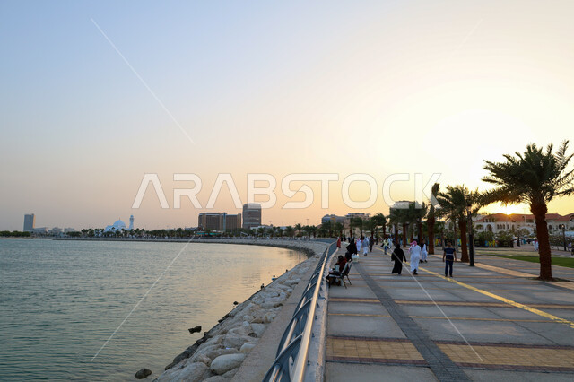 The waterfront of Al-Khobar Corniche, the engineering and architectural art of tourist areas in the Kingdom of Saudi Arabia, famous landmarks to attract tourists in the city of Dammam