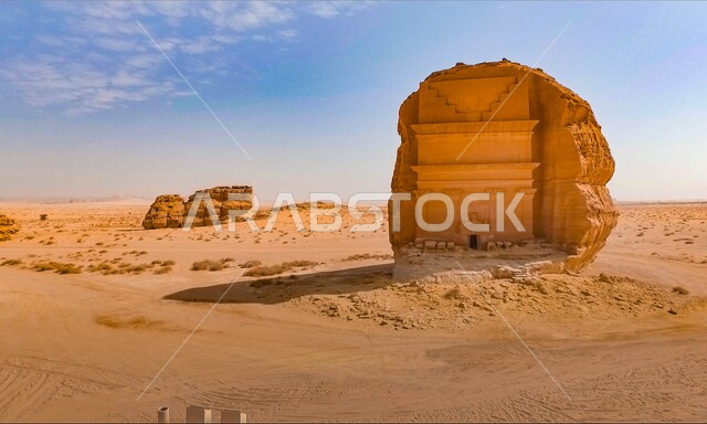 مناطق الجذب السياحي للتعرف على آثار المملكه العربيه السعوديه، الأماكن والمعالم السياحية المشهورة، التكوينات الصخرية في المناطق الصحروايه، المعالم الأثرية التاريخية القديمة لقصر الفريد في محافظة العلا، القمم والمرتفعات الجبلية