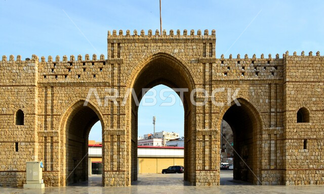 باب مكه في جدة، معالم أثريه تاريخية في المملكة العربية، الفن الهندسي المعماري على الطراز العربي القديم، جذب و استقطاب السياح من أنحاء العالم، اماكن سياحية في السعودية