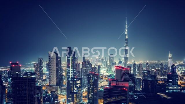 الفن الهندسي المعماري للمباني والمنشآت السكنية والتجارية المطلة على البحر، صورة جوية للأبراج وناطحات السحاب في إمارة دبي السياحية، الواجهة البحرية على ساحل الخليج العربي، التقدم والتوسع العمراني في دولة الإمارات العربية المتحدة