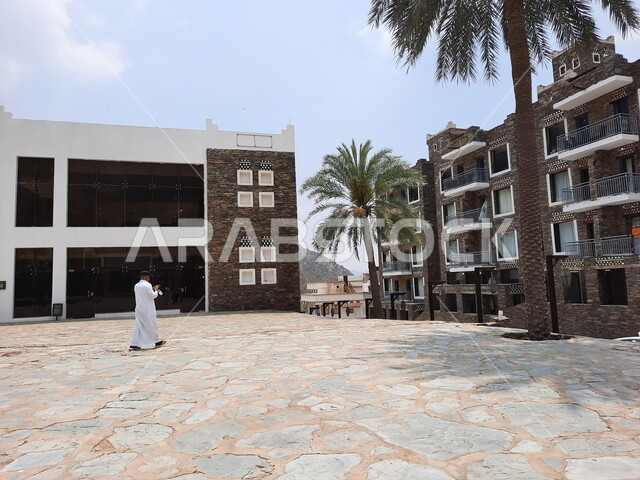 جذب واستقطاب السياح من أنحاء العالم، قرية رجال ألمع الأثرية في منطقة عسير، الفن الهندسي المعماري للمباني على الطراز القديم في مدينة أبها، معالم وأماكن سياحية مشهورة في المملكة العربية السعودية