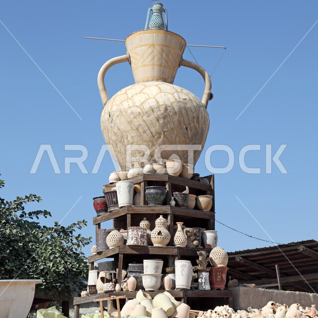 The most famous ancient historical handicrafts in the Kingdom of Bahrain, traditional folk crafts and crafts, pottery and pottery products made of clay, souvenirs and colorful pottery.