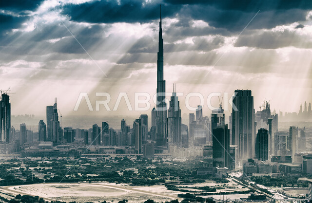 التقدم والتوسع العمراني في دولة الإمارات العربية المتحدة، صورة جوية بالأبيض والأسود للأبراج وناطحات السحاب، برج خلفية في دبي، الفن الهندسي المعماري للمباني والمنشآت السكنية والتجارية