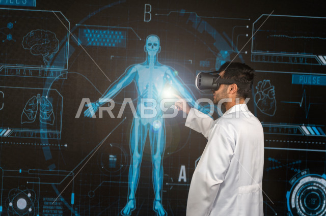 خاصية الهولوجرام ، طبيبب سعودي خليجي ذو خبرة عالية في مجال الطب البشري  ،يضع جهازVR Box،  استخدام تقنية الهولوجرام ثلاثية الابعاد ، صور تجسيمية خاصة بمجسمات الهياكل البشرية  و الاعضاء ، صور متحركة بأبعاد مختلفة ، تصوير ثلاثي الابعاد للأجسام