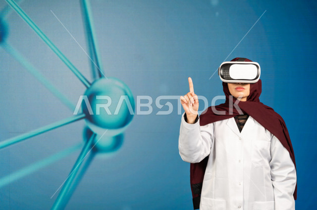 خاصية الهولوجرام ، طبيبة سعودية خليجية ذو خبرة عالية في مجال الطب البشري  ،تضع جهازVR Box،  استخدام تقنية الهولوجرام ثلاثية الابعاد ، صور تجسيمية خاصة بمجسمات الهياكل البشرية  و الاعضاء ، صور متحركة بأبعاد مختلفة ، تصوير ثلاثي الابعاد للأجسام