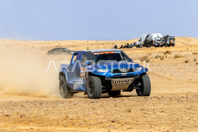 الفعاليات والمسابقات المشهورة، سباق رالي داكار في المملكة العربية السعودية، التسابق على الرمال الذهبية الناعمة، رياضة التطعيس بالسيارات الترابية  في المناطق الصحراوية، التحديات الحماسية والأنشطة الترفيهية، بطولة العالم للراليات