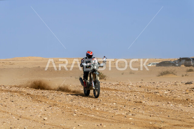 الأنشطة الترفيهية و التحديات الحماسية، رياضة التطعيس في المناطق الصحراوية، التسابق على الرمال الذهبية الناعمة، المسابقات و الفعاليات المشهورة، سباق رالي داكار في المملكة العربية السعودية، بطولة العالم للراليات