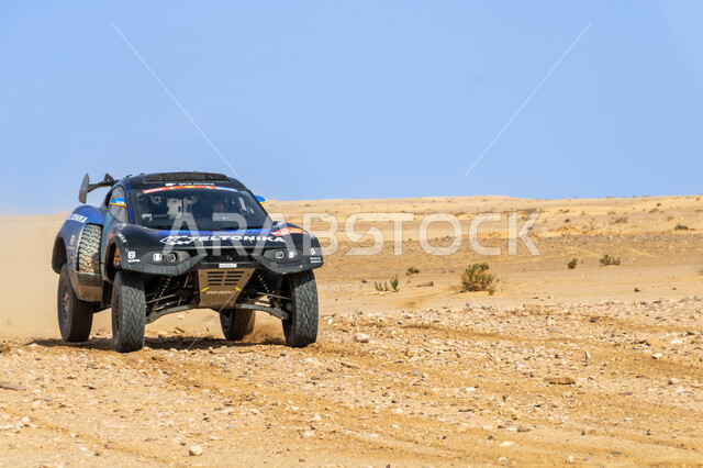 التحديات الحماسية والأنشطة الترفيهية، رياضة التطعيس بالسيارات الترابية  في المناطق الصحراوية، التسابق على الرمال الذهبية الناعمة، المسابقات و الفعاليات المشهورة، سباق رالي داكار في المملكة العربية السعودية، بطولة العالم للراليات